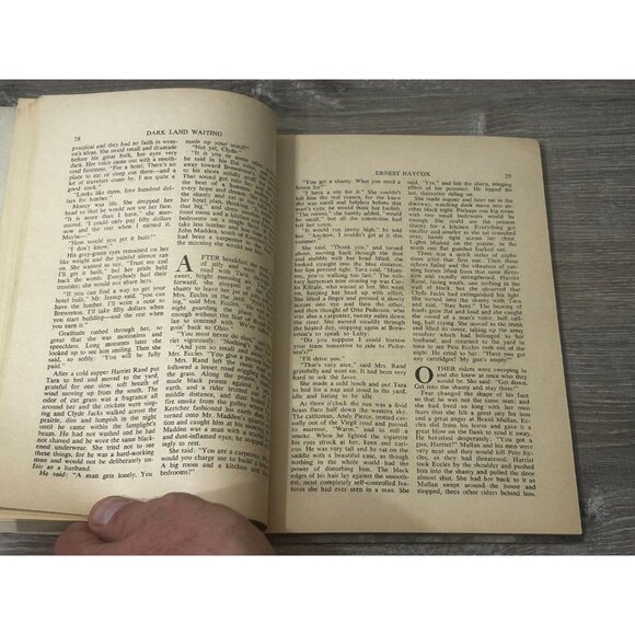 Treasury of Great Western Stories #1 Book By Louis L'Amour Paperbacks 1965 - Picture 4 of 6